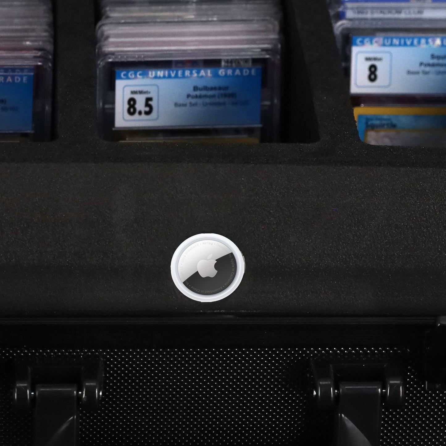 GRADED PORTABLE LATCHING CASE - THREE ROWS